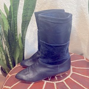Vintage 80's Navy blue suede and leather boots